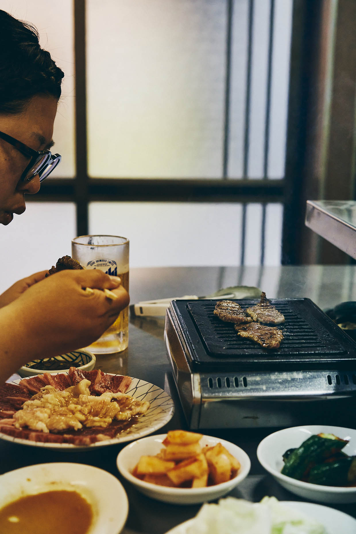 「楽洛亭 日本橋店」でうらともえさんが食う