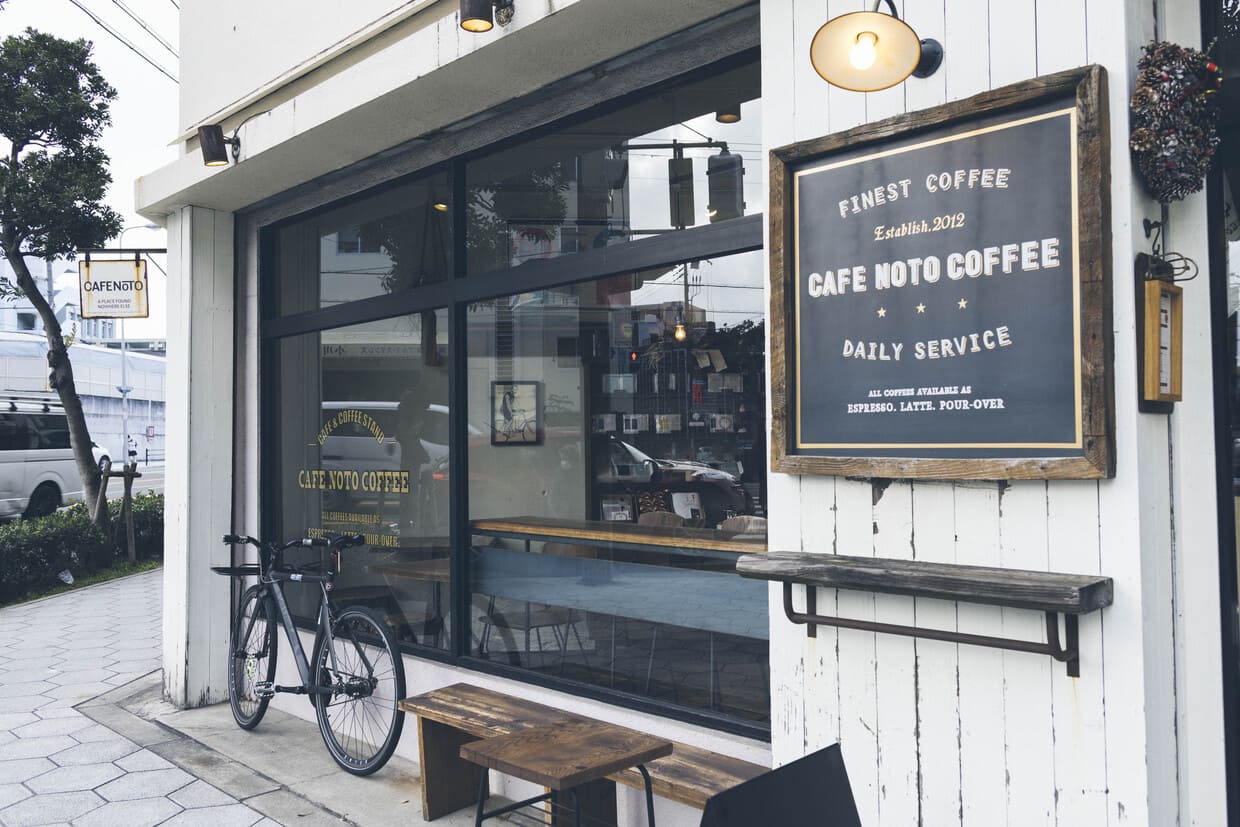 「カフェノオトコーヒー」外観