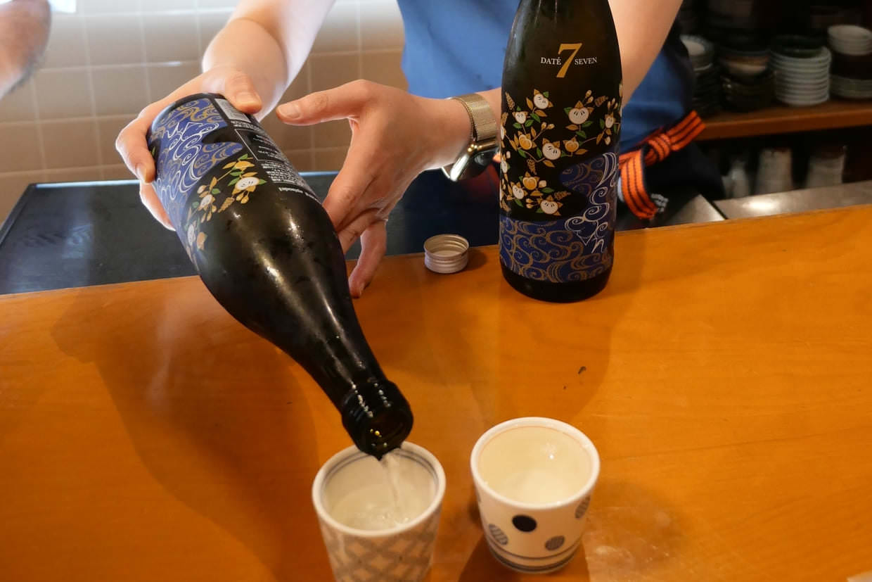 京都市役所近く『うまいもんや いっしょう』の「DATE SEVEN」飲み比べ