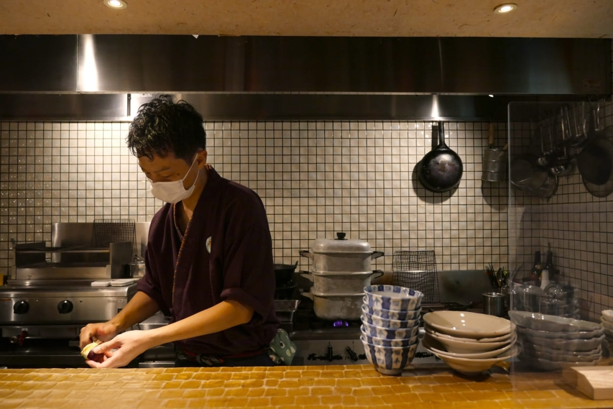 大阪・本町『日本酒餐昧 うつつよ』店主・藤井章弘さん