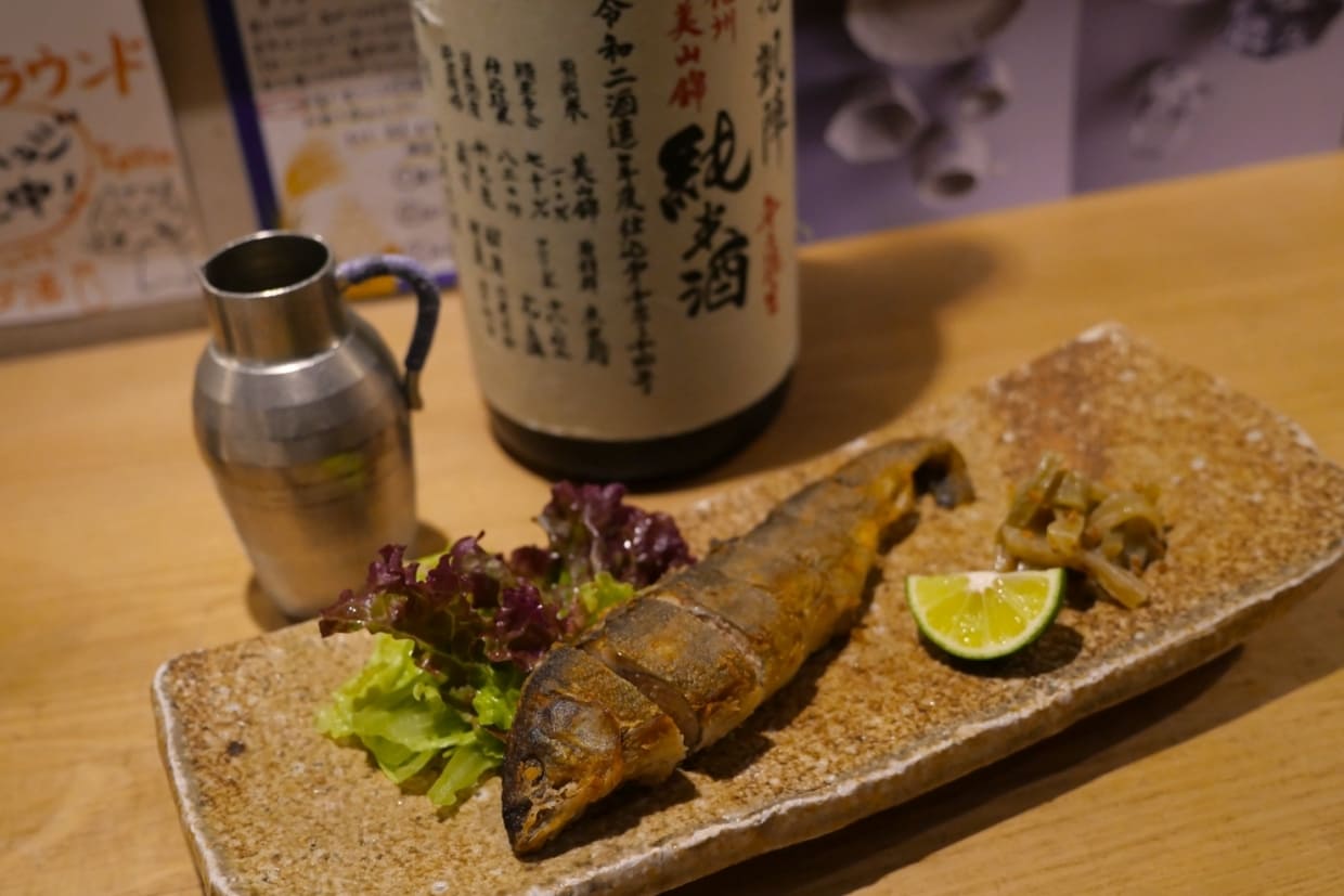 大阪・本町『日本酒餐昧 うつつよ』子持ち鮎コンフィと山くらげ