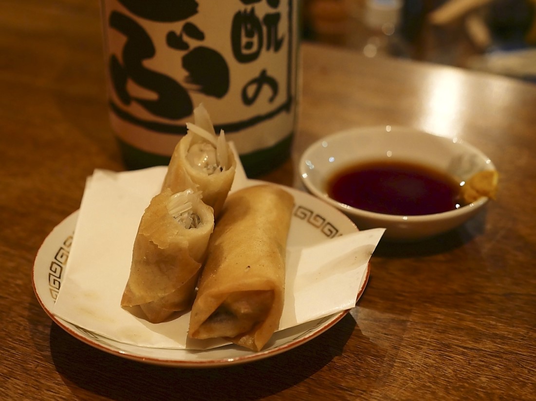 京都・出町柳『酒とつまみ 蓮』牡蛎の春巻