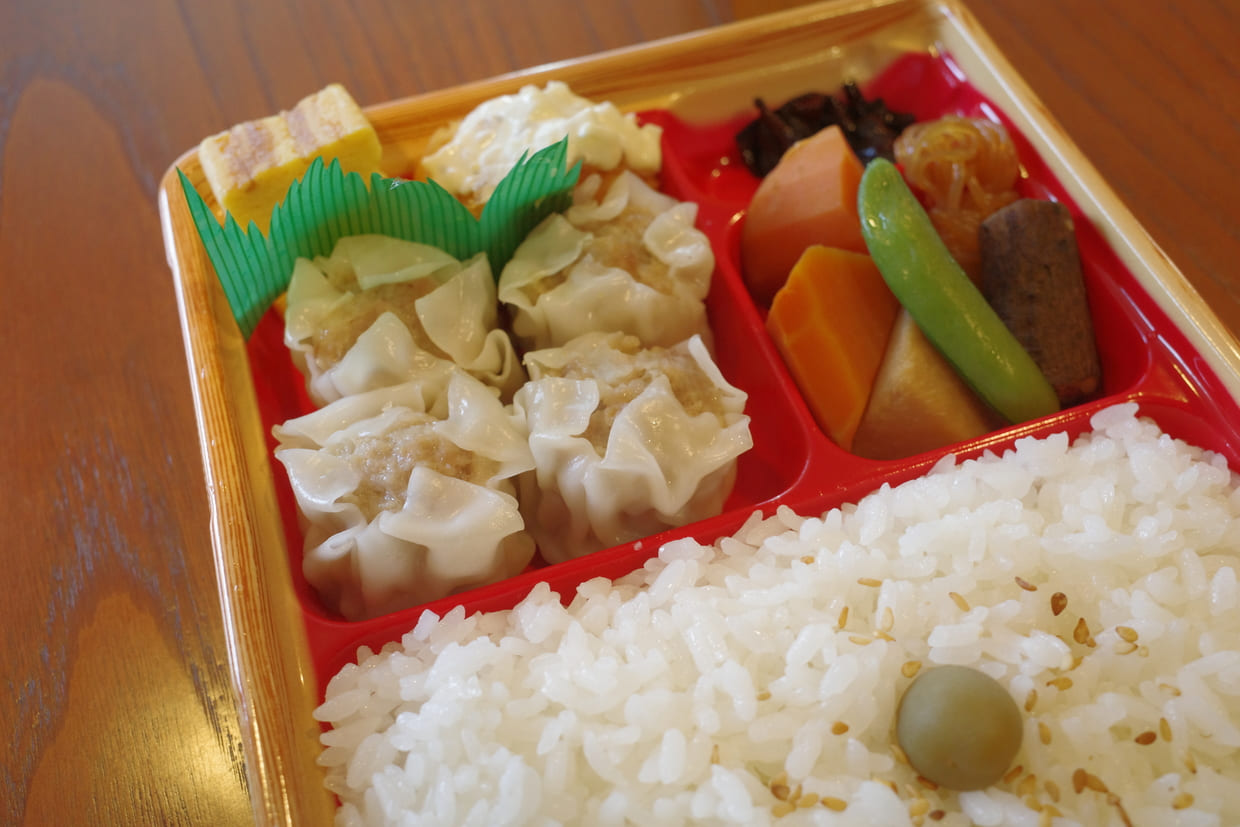 『ほっかほっか亭総本部』「贅沢シュウマイ弁当」