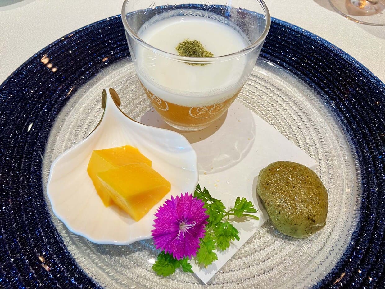 茶葉デザート盛り合わせ