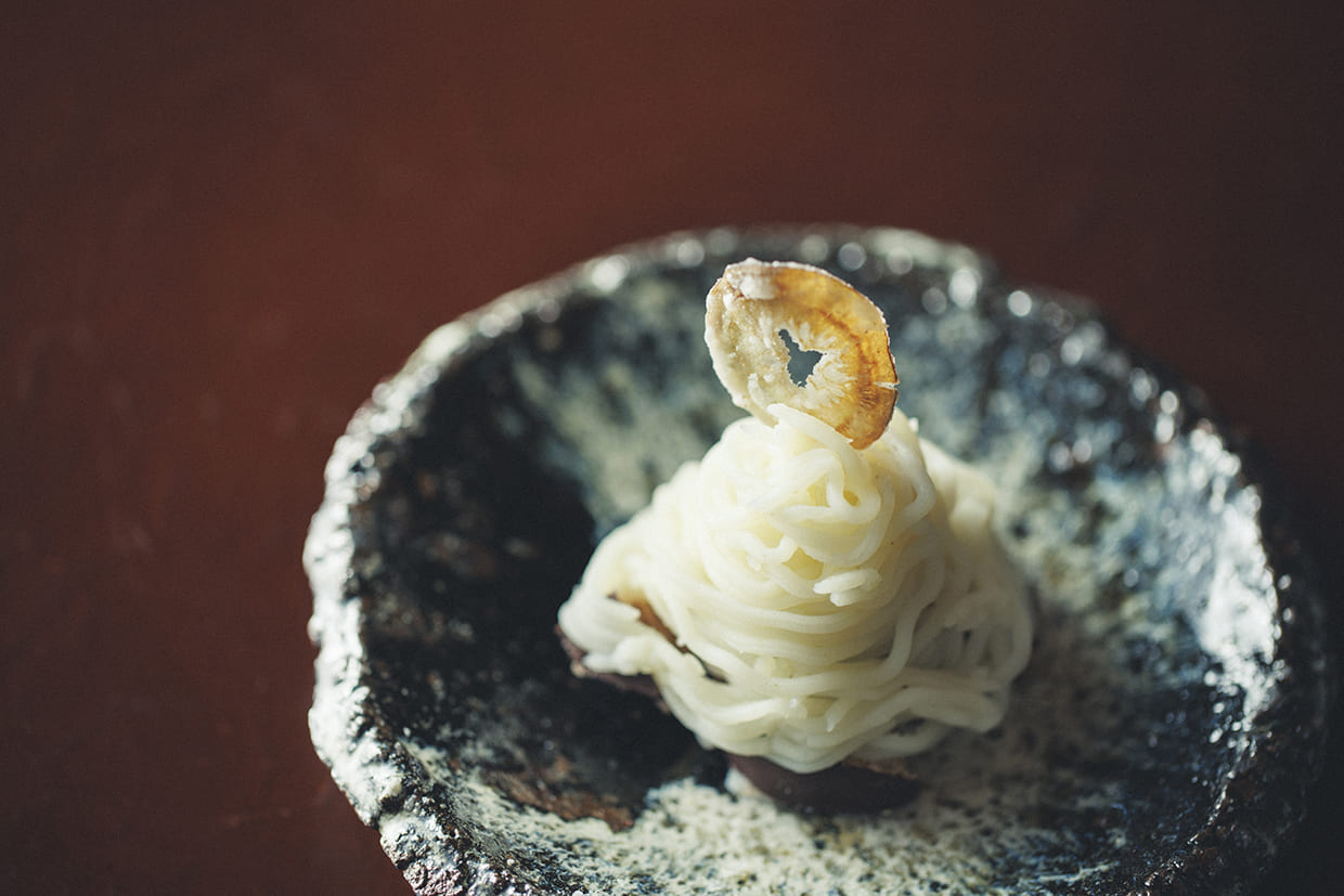 「百合根と堀川牛蒡のモンブラン仕立て アマゾンカカオ」