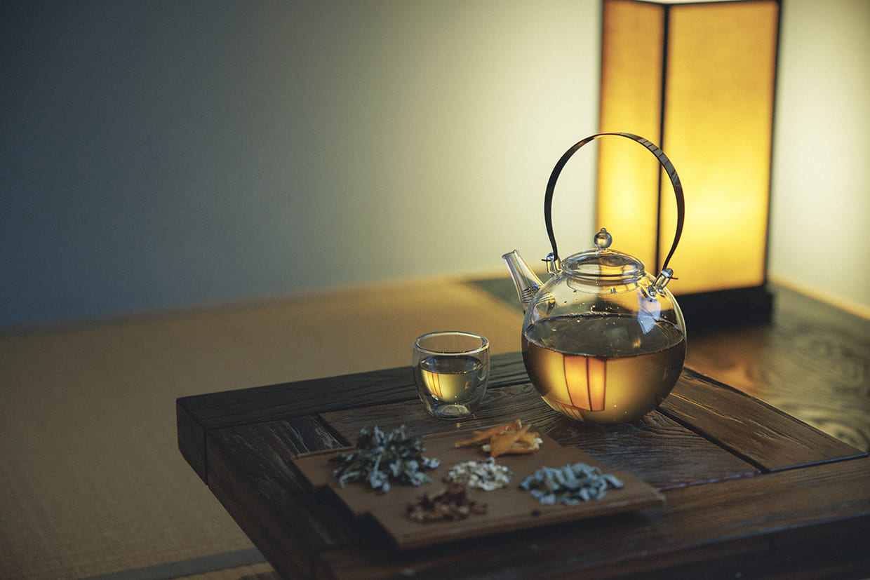 「奥嵐山の香温滞在」の漢方茶