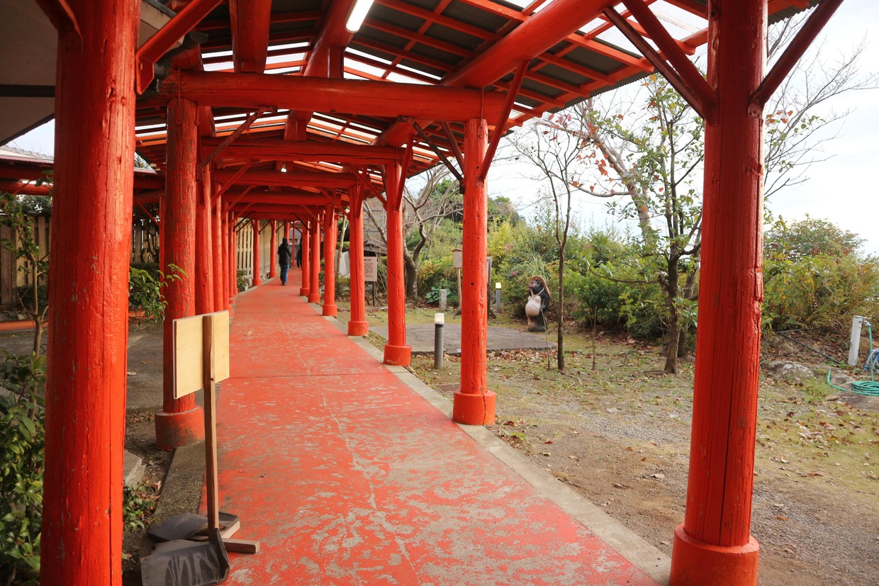 『ホテル浦島』の「狼煙山遊園」