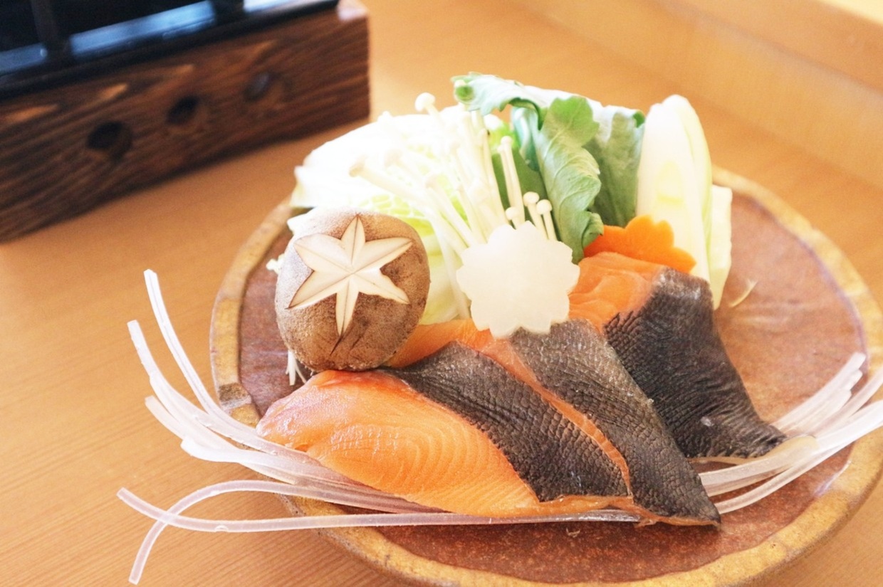 『青の舎』の「桜鯛と淡路島サクラマスの春御膳」