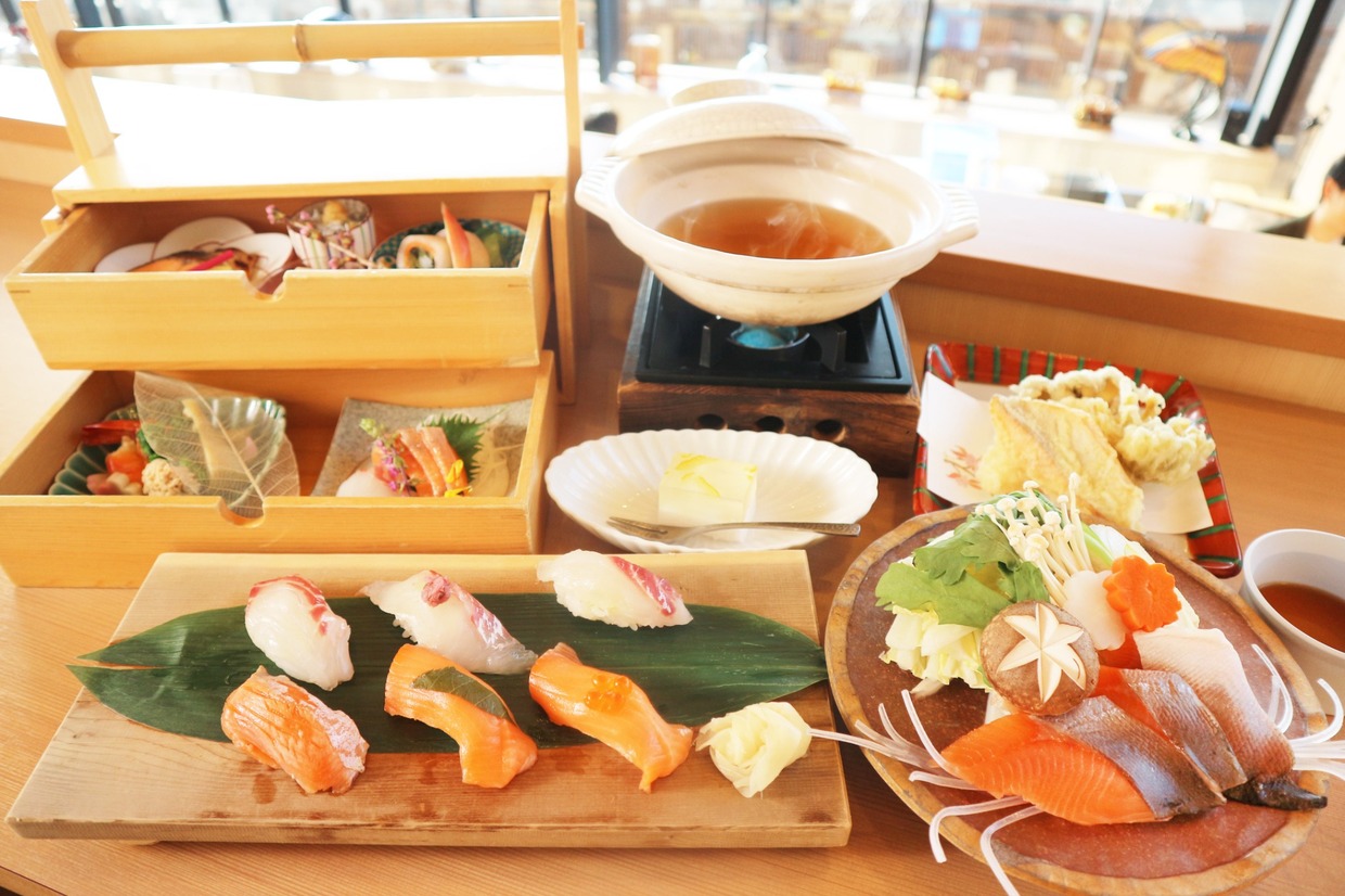 『青の舎』の「桜鯛と淡路島サクラマスの春御膳」