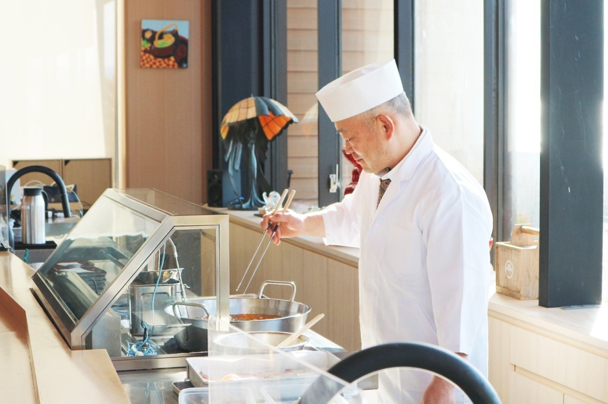 『青の舎』料理人