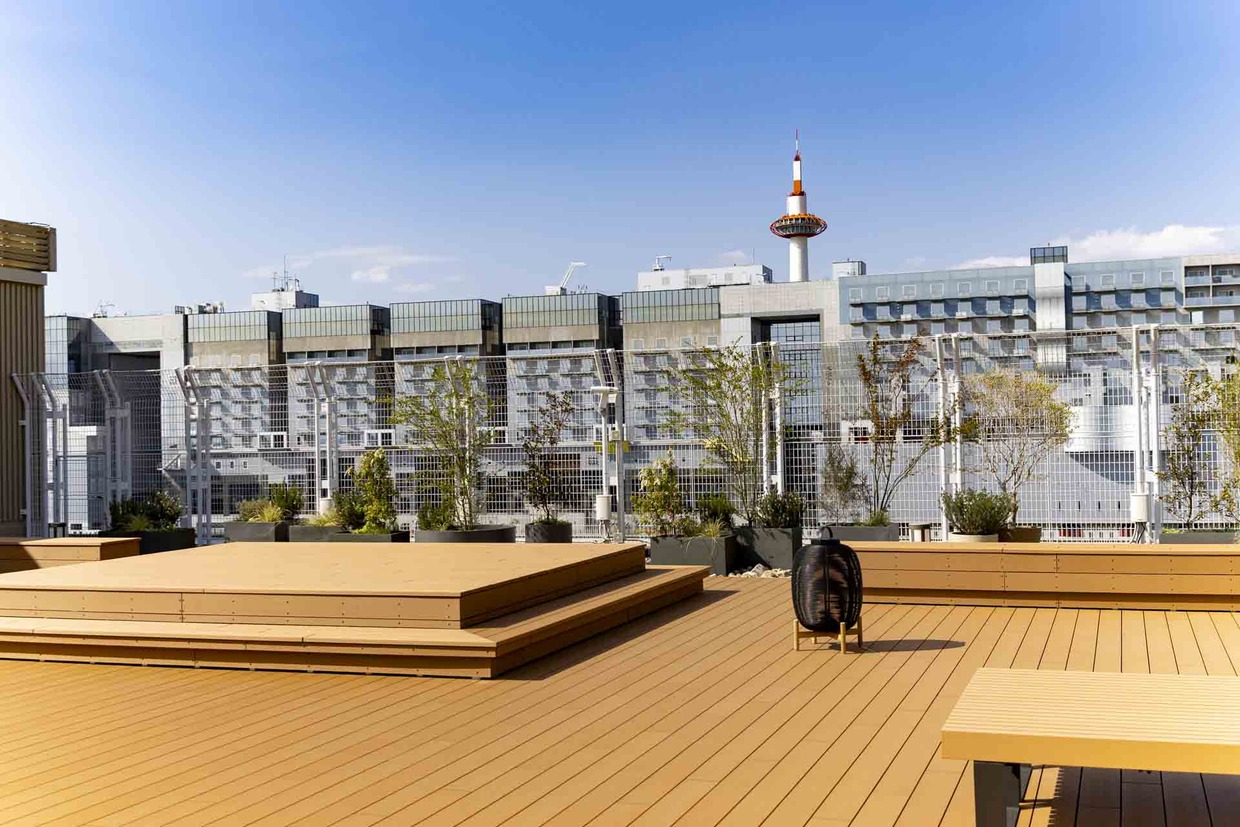 ドラムタオシアターのルーフトップ昼