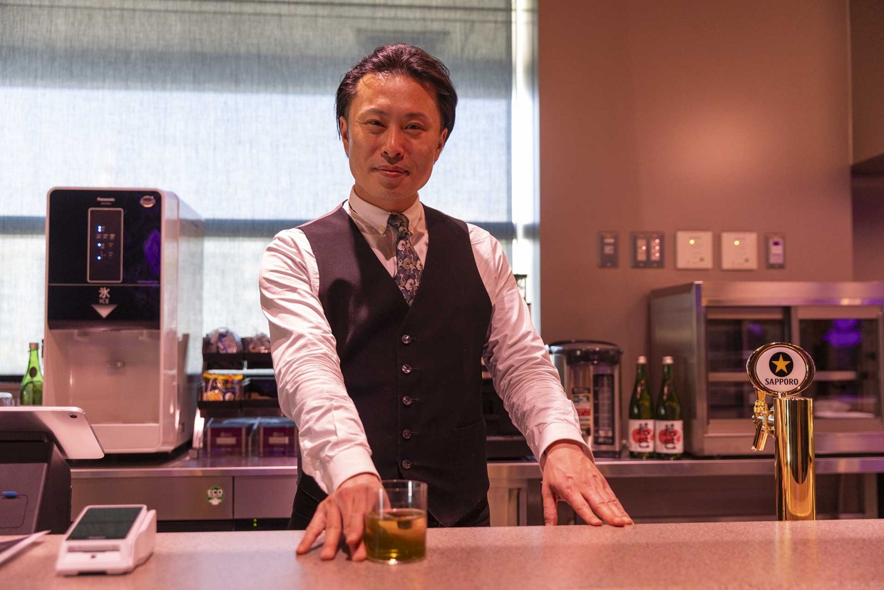 ラムタオシアターのバー『BAR幾星』織田さん