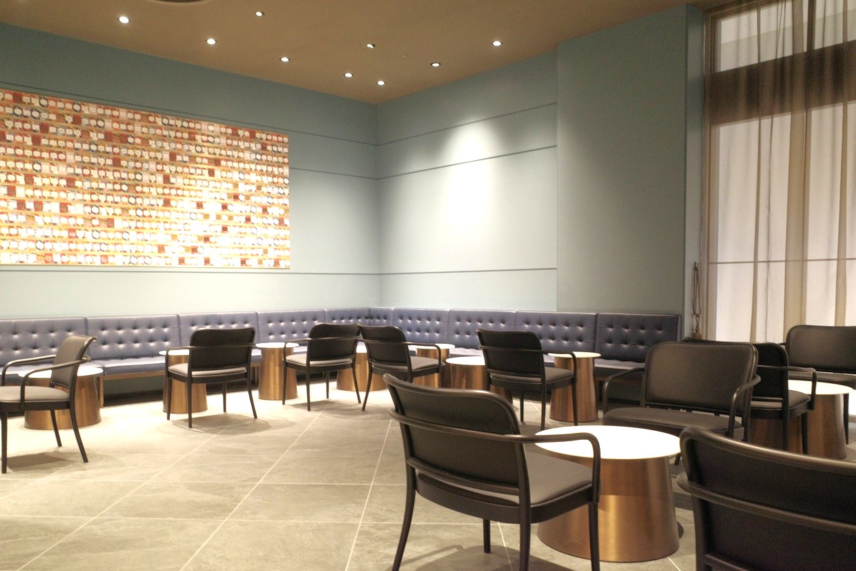 『スターバックス リザーブ® カフェ 心斎橋パルコ地下1階店』店内席