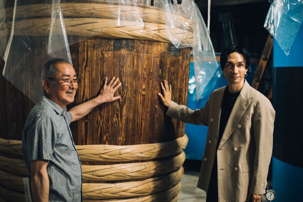 IWC2026「SAKE部門」ひろしまアンバサダーのEXILE橘ケンチさん藤井酒造にて藤井さんと
