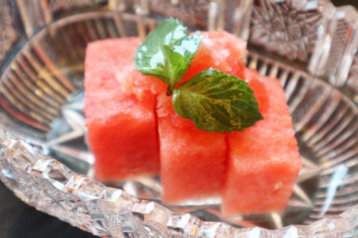 「鳥取∞熊本 和牛とスイカがむすぶ初夏のごちそう御膳」西瓜