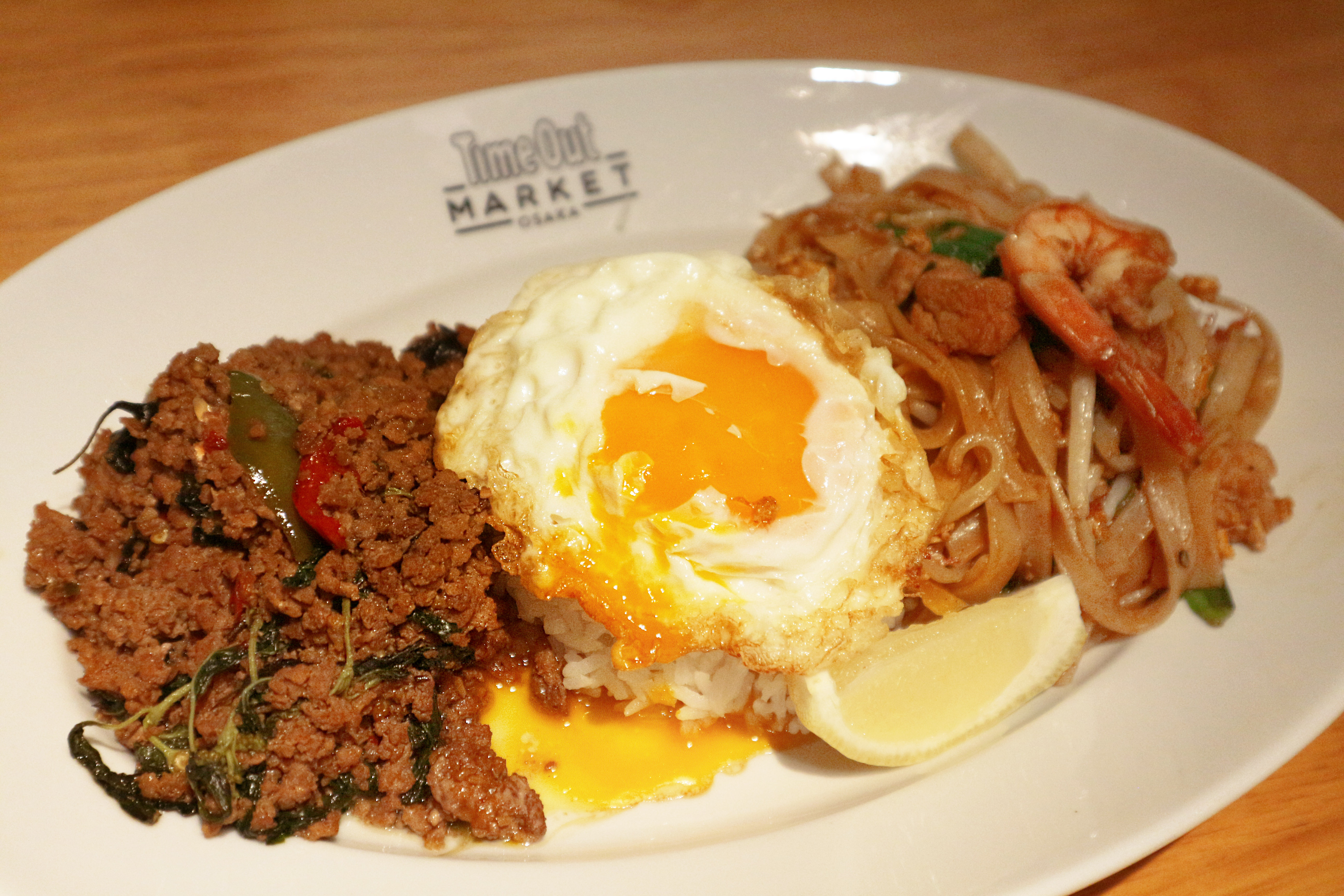 タイムアウトマーケット大阪の『クンテープ』料理