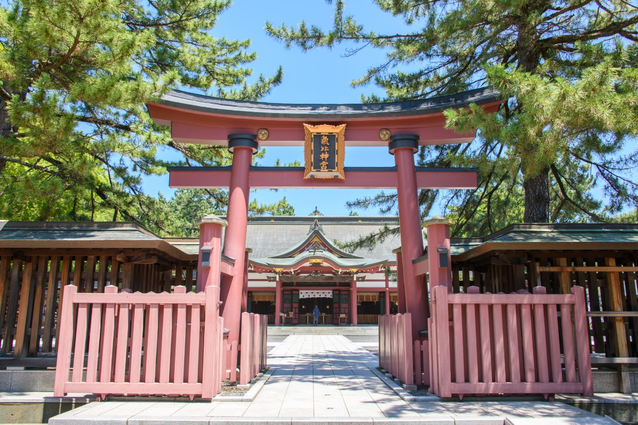 氣比神宮鳥居