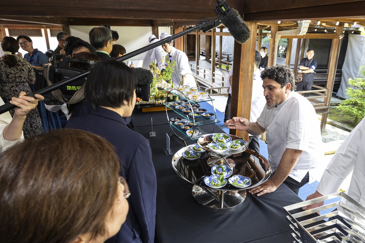 「おいしさでつながる世界」料理