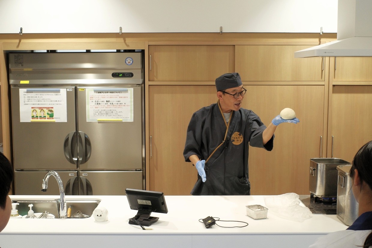 大阪『自家製麺 杵屋』「うどん打ち教室」うどん玉