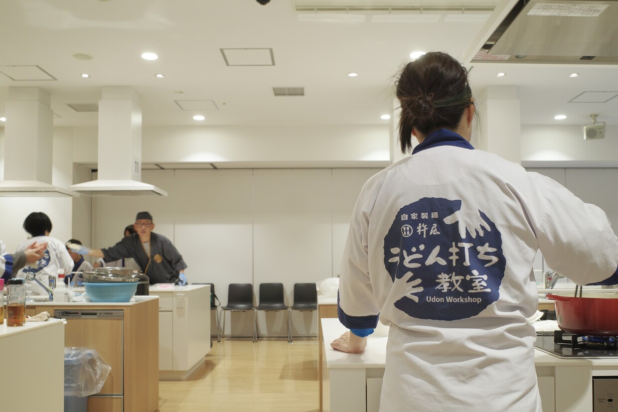 大阪『自家製麺 杵屋』「うどん打ち教室」法被