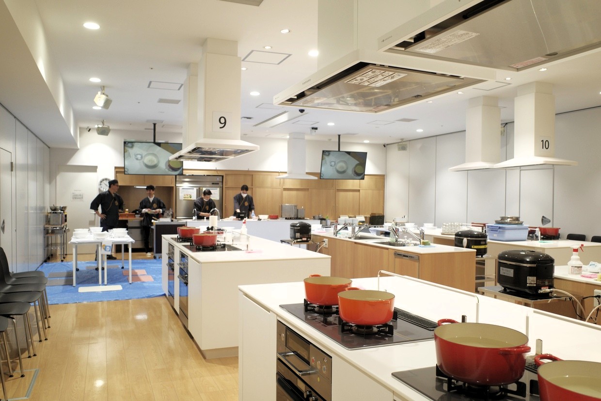 大阪『自家製麺 杵屋』「うどん打ち教室」内観