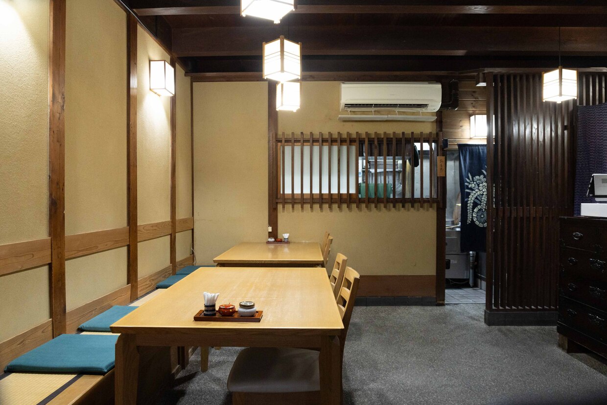 『そば切り すず野』内観