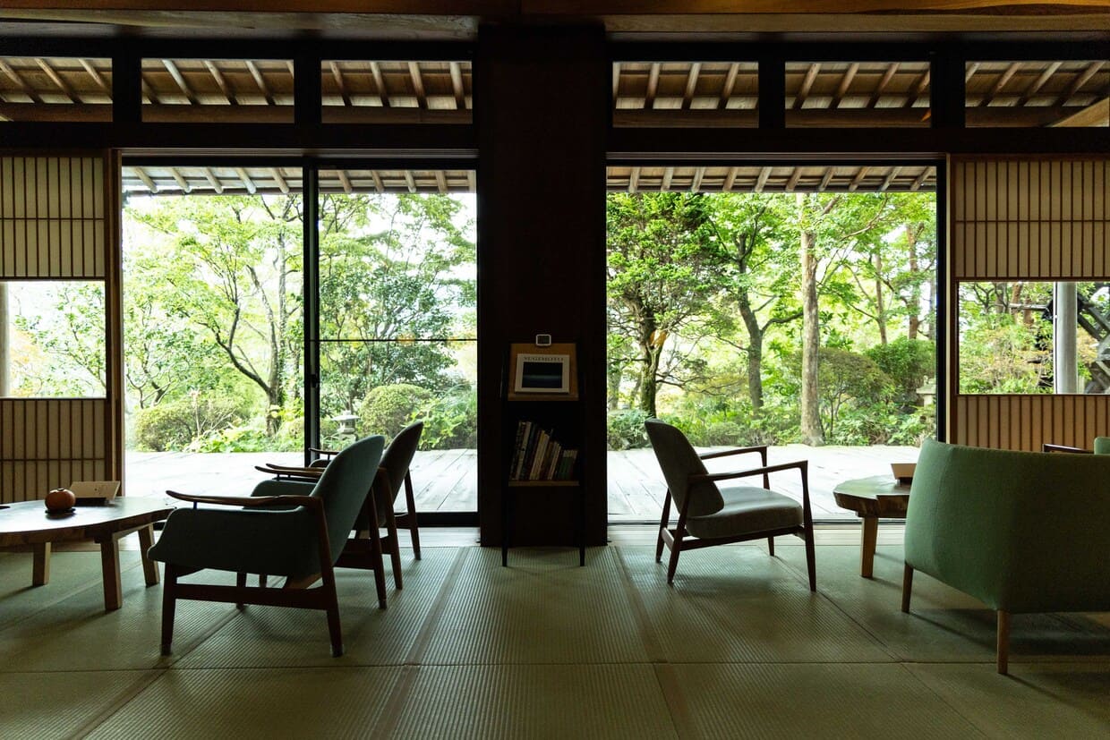 箱根『円（まど）かの杜』内観