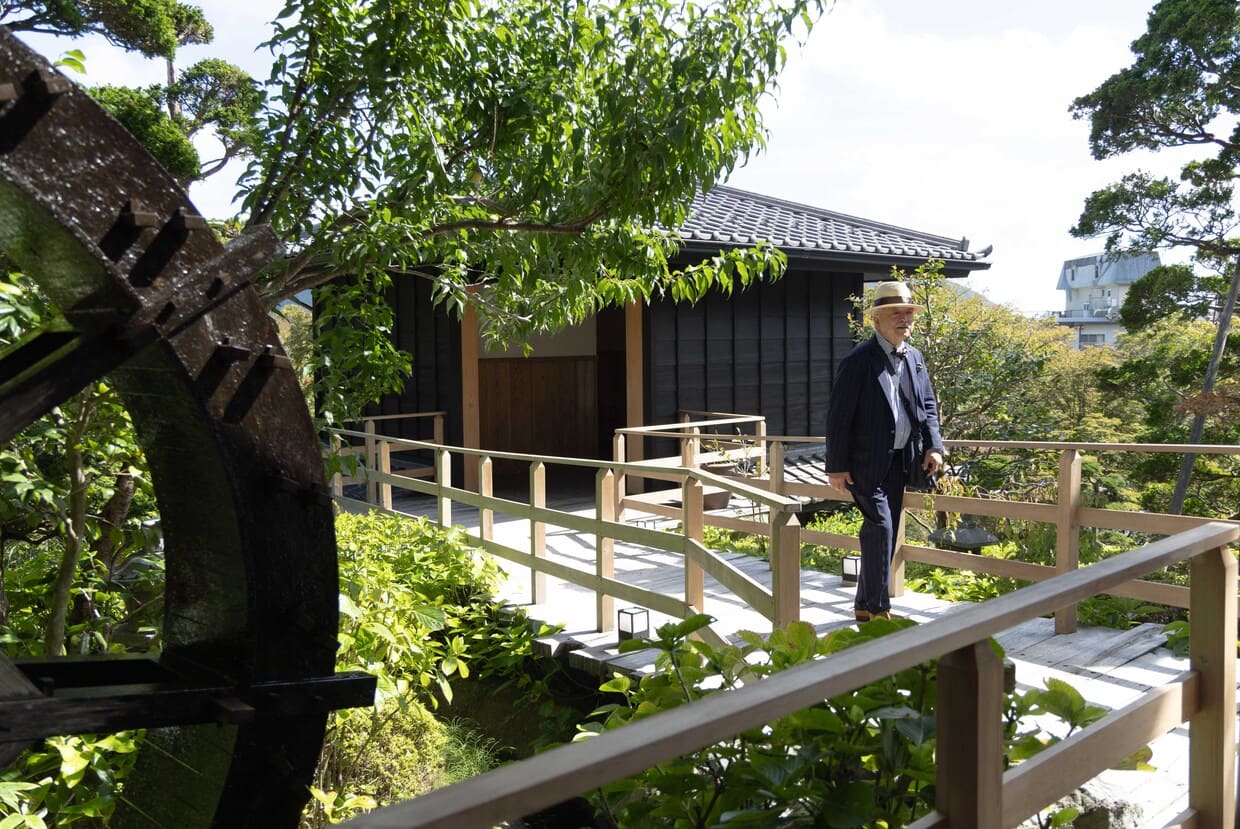 箱根『円（まど）かの杜』水車