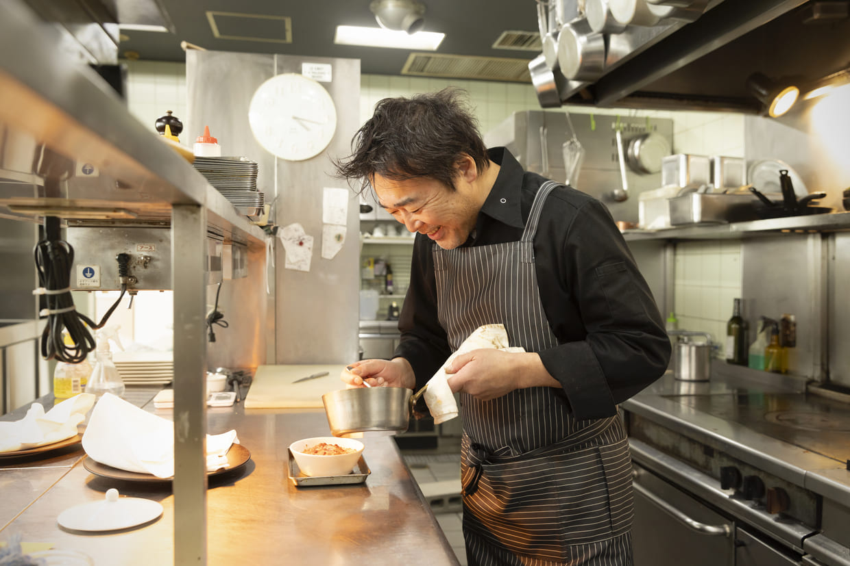大阪・豊中『ラ・メゾンブランシュ』オーナーシェフの加藤賢一さん