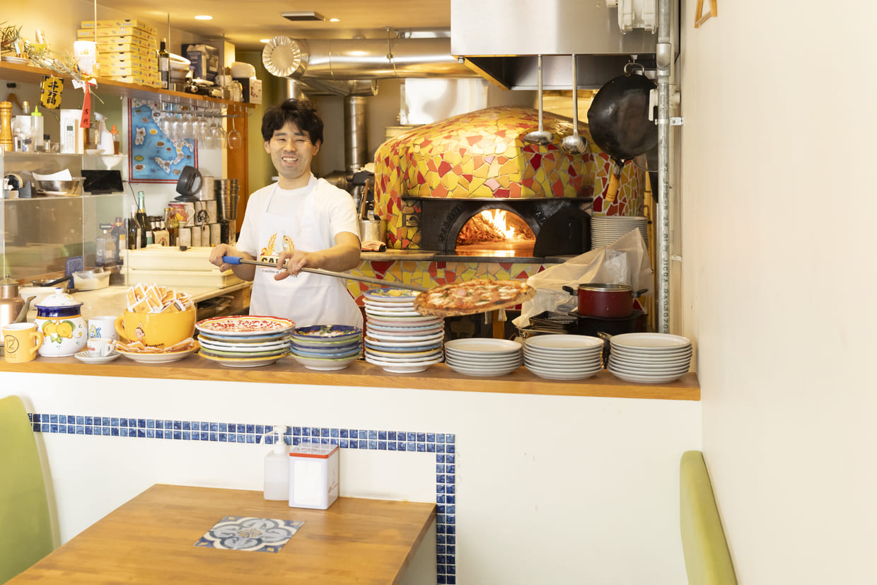 大阪・豊中『ピッツェリア アッティビータ』焼きたて