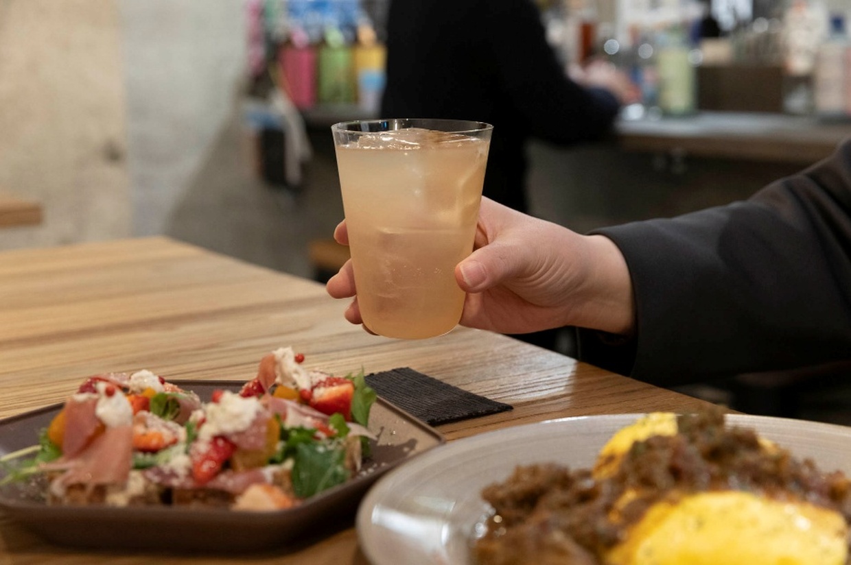 りくとそらの料理とジン