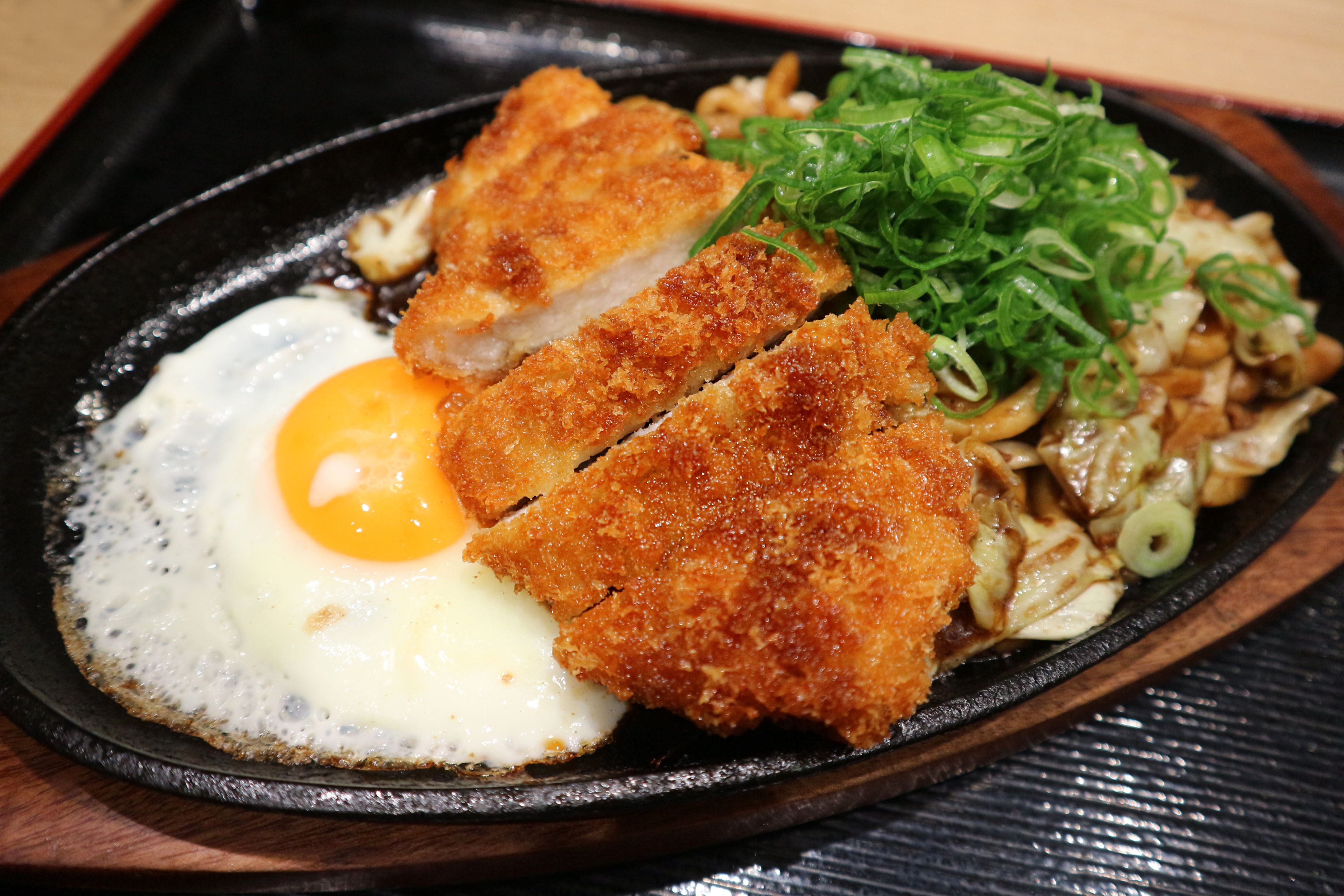 『資さんうどん』料理