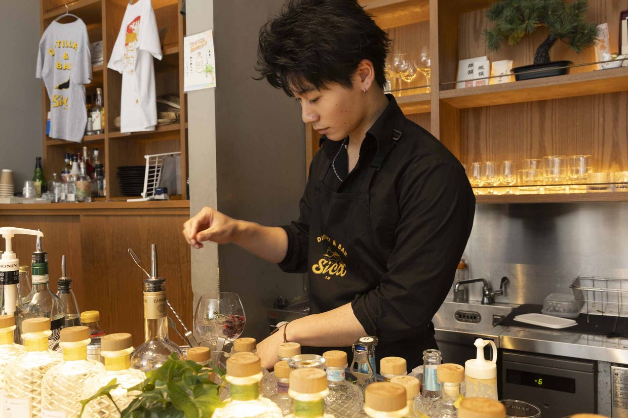 『SiCX京都蒸留所』のスタッフさん