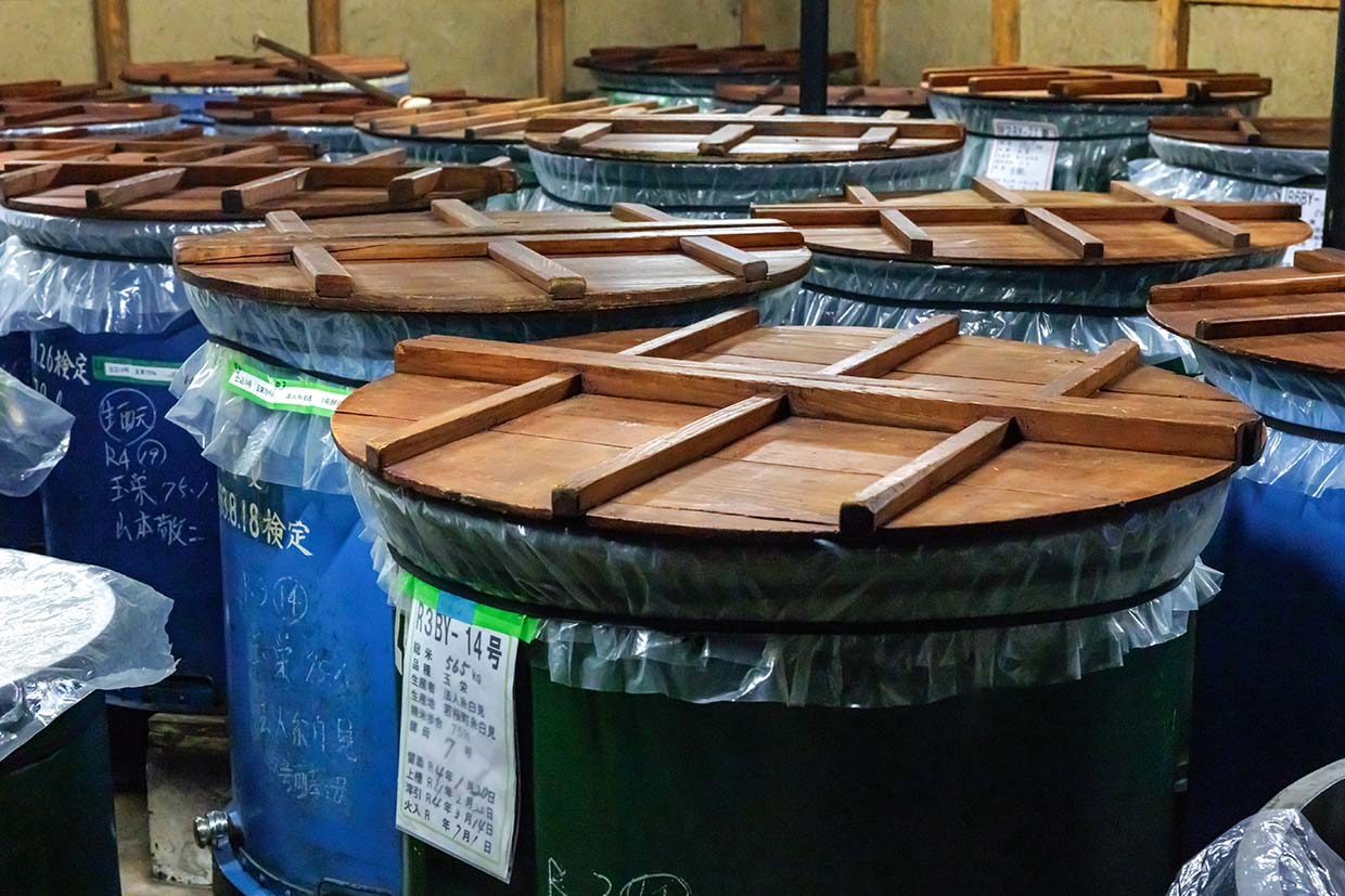 『太田酒造場』仕込みタンク