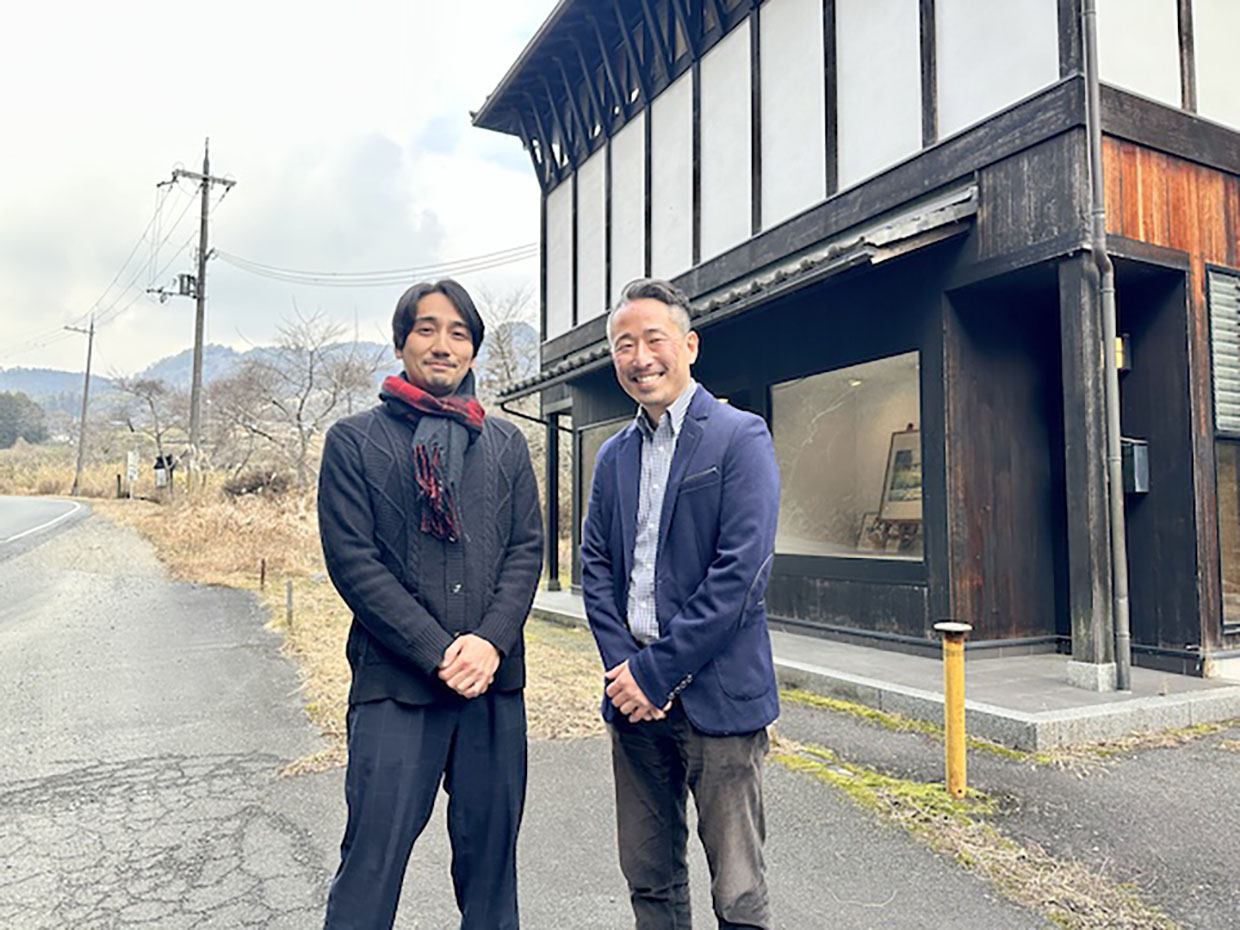 『GIN BAR KAIROS』山添直樹さん、関西ジンラリー主催者の小林道明さん