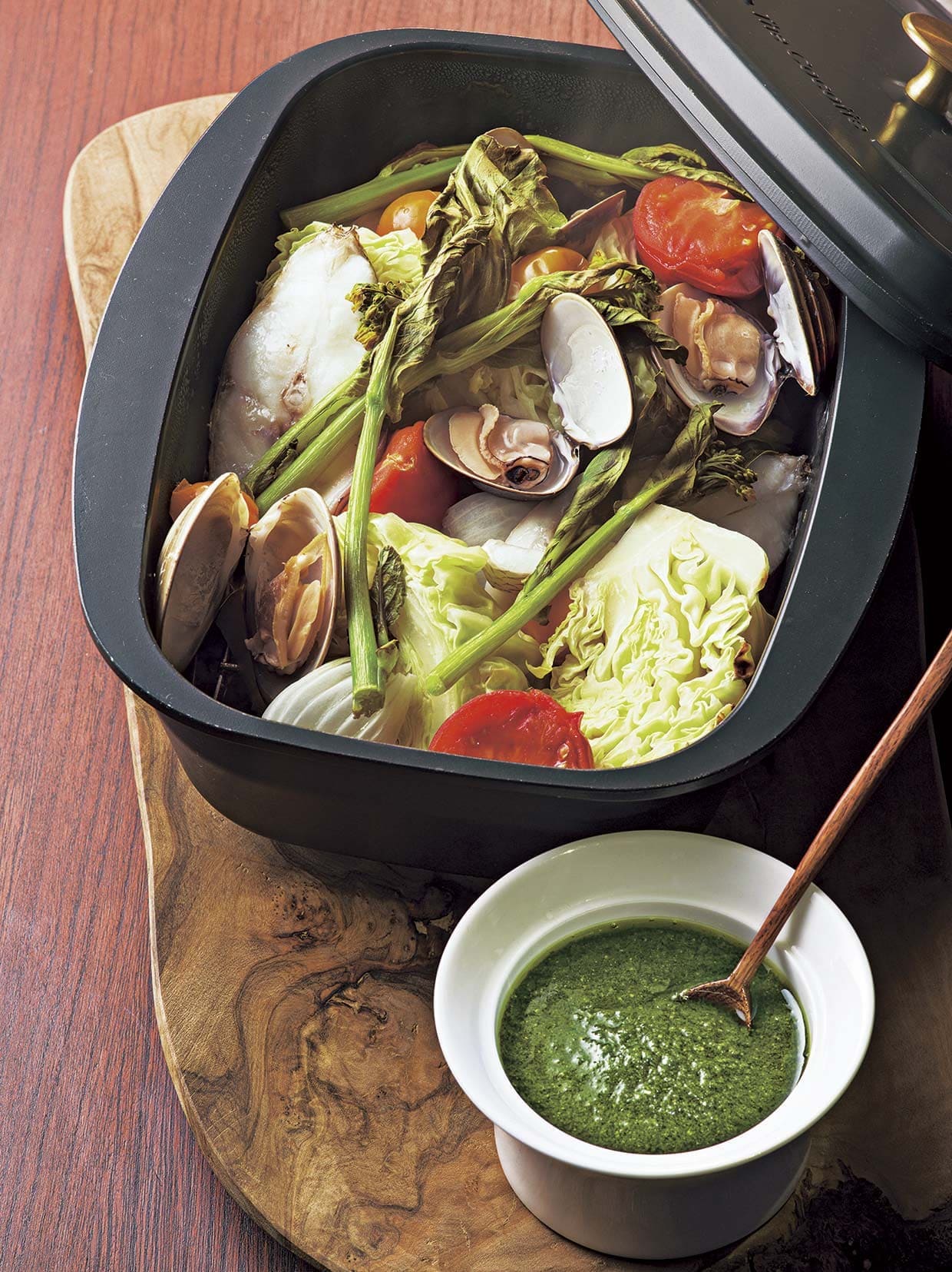 春野菜のホットサラダ バジルソースのレシピ