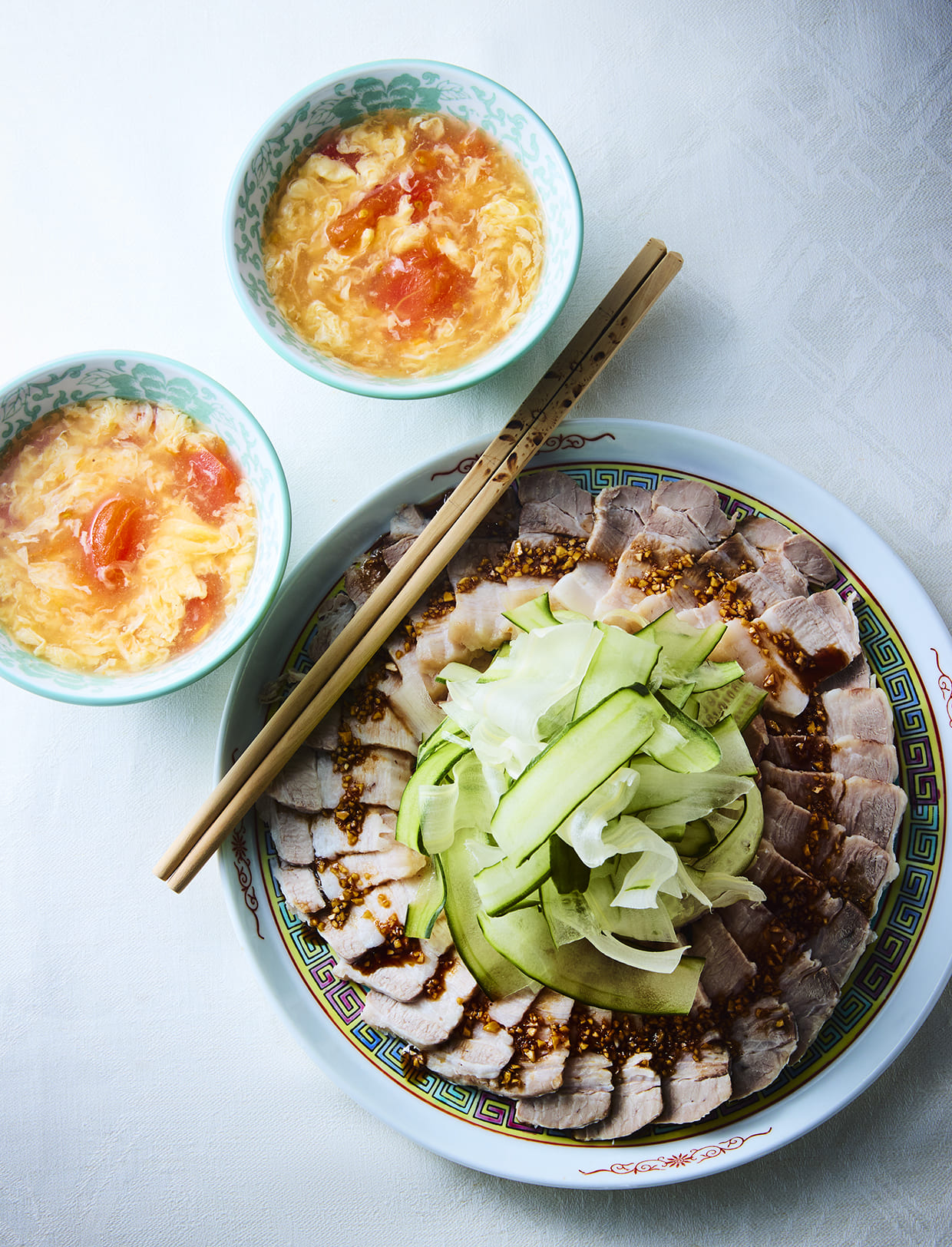 雲白肉（ウンパイロウ）＆トマトと卵のスープの完成