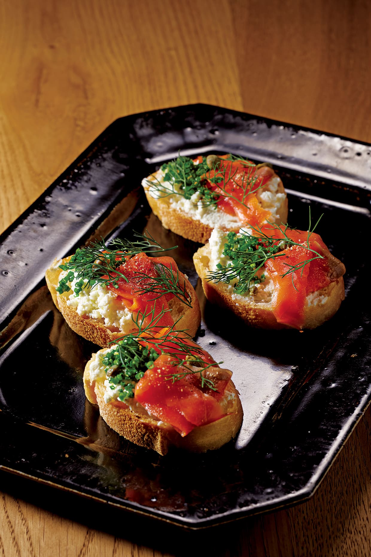 自家製カッテージチーズとスモークサーモンのカナッペのレシピ