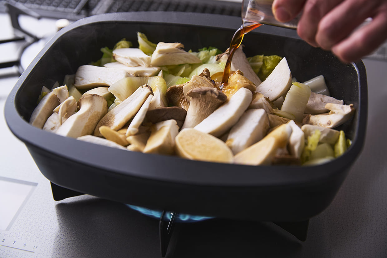 ココットで野菜を炒める 