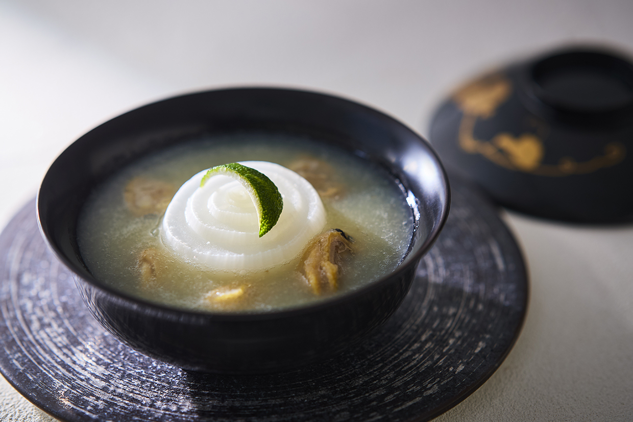 アサリと新玉ネギのすり流しの完成