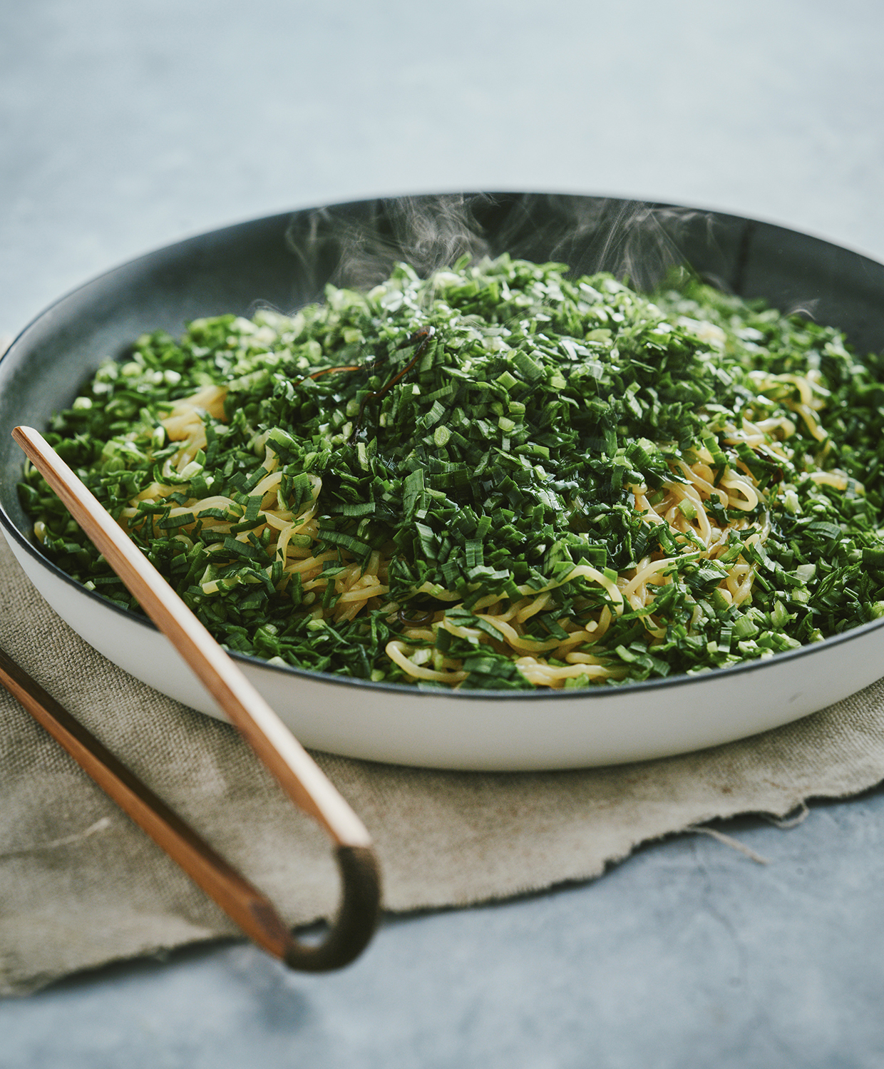 ニラの和え麺の完成
