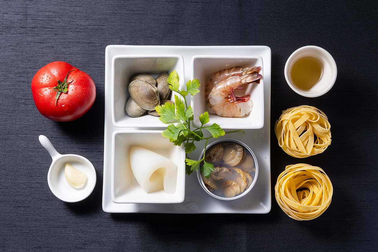 「甲殻類のタリアテッレ」材料
