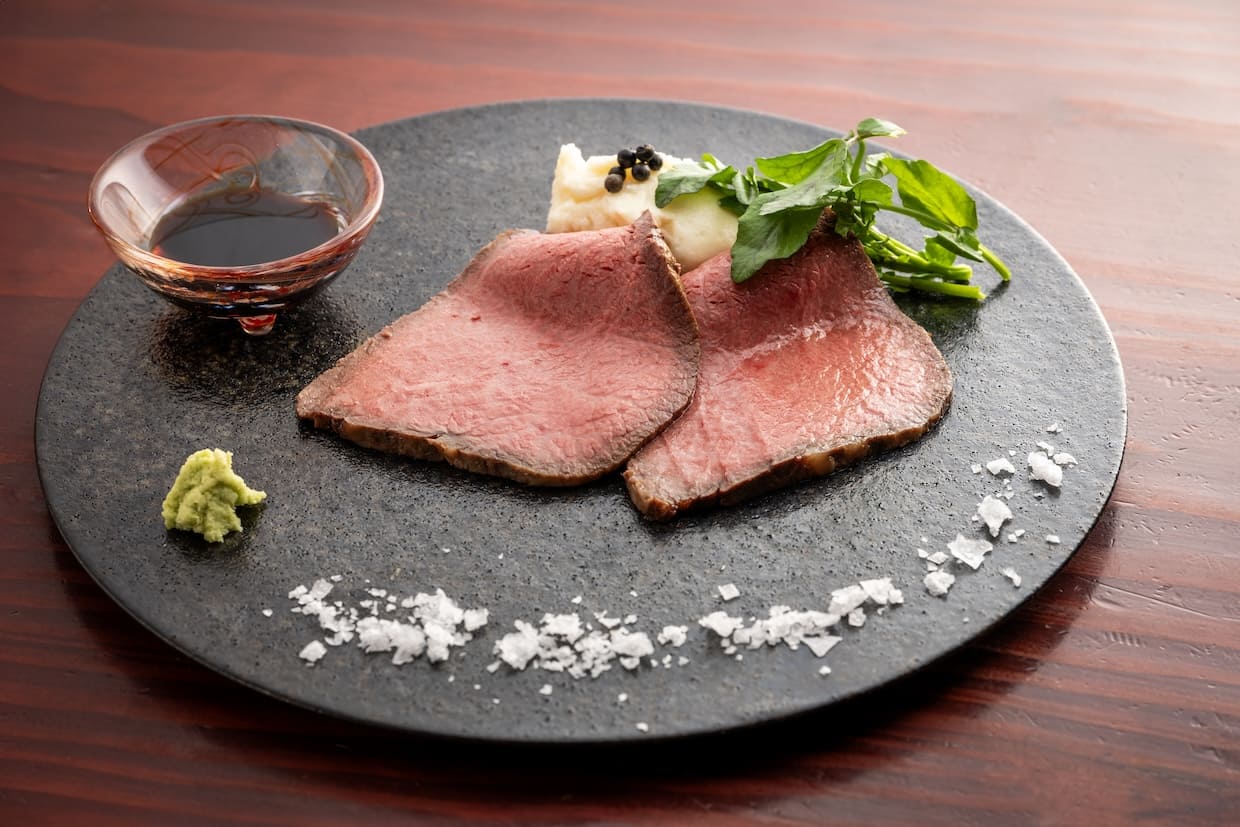 『DININGあじと』特製ローストビーフ