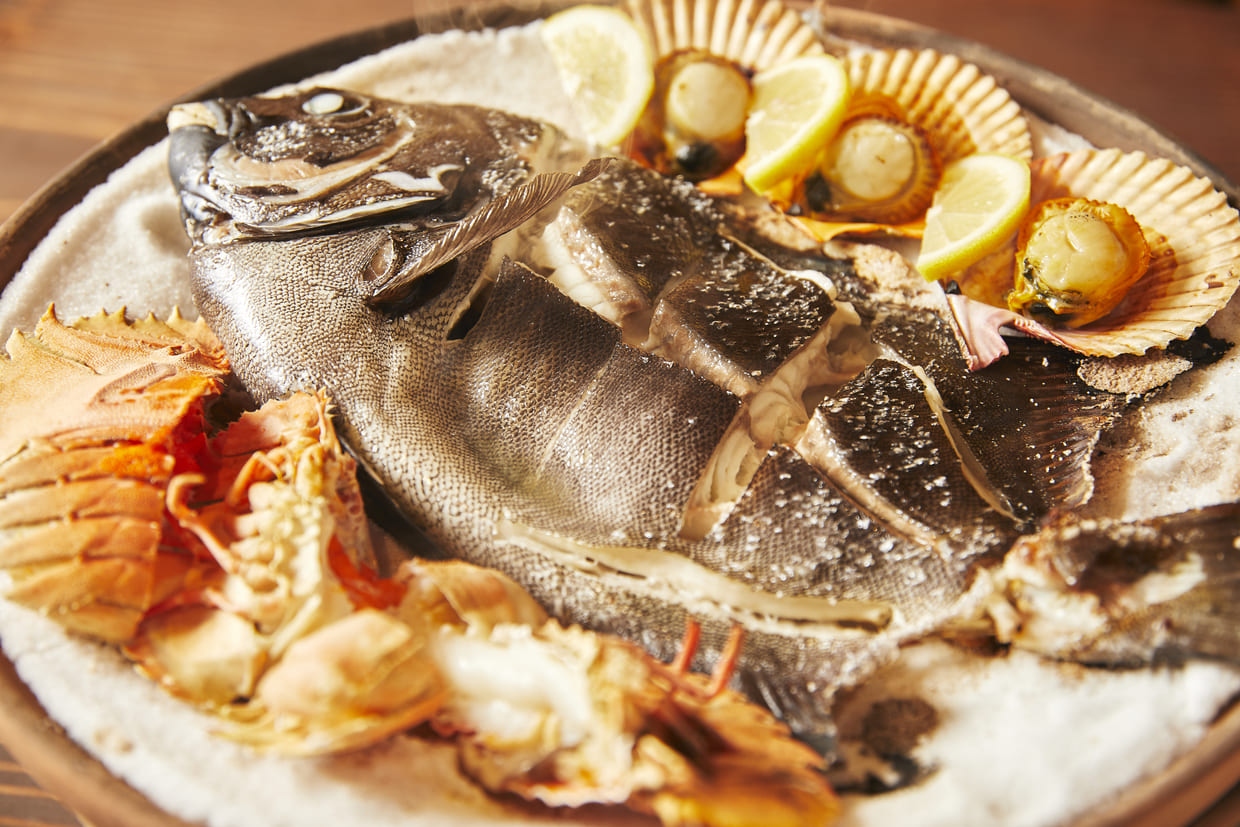 大阪『宇和海料理 藝夢』の「炮烙焼き」