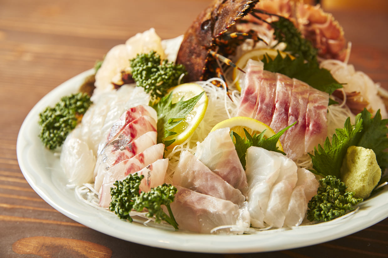 大阪『宇和海料理 藝夢』の「刺身の盛り合わせ」