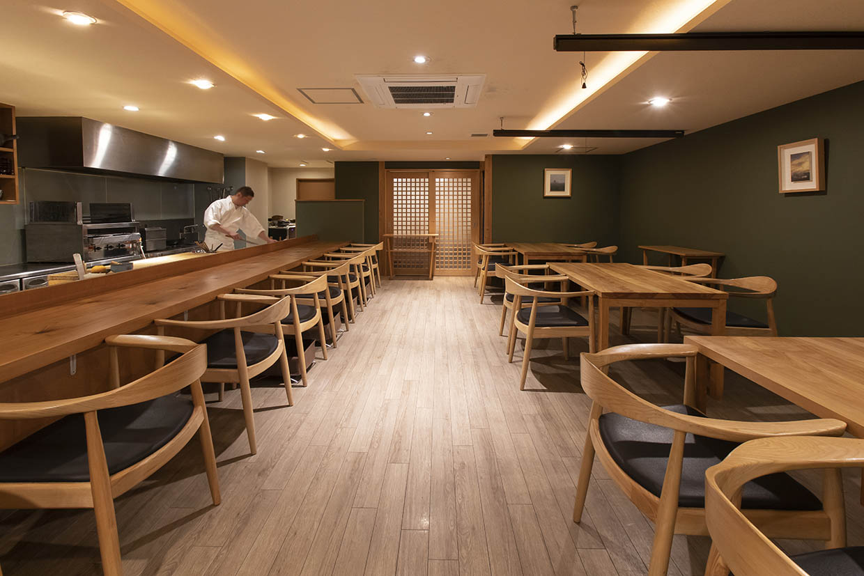 『割烹 道下』店内 