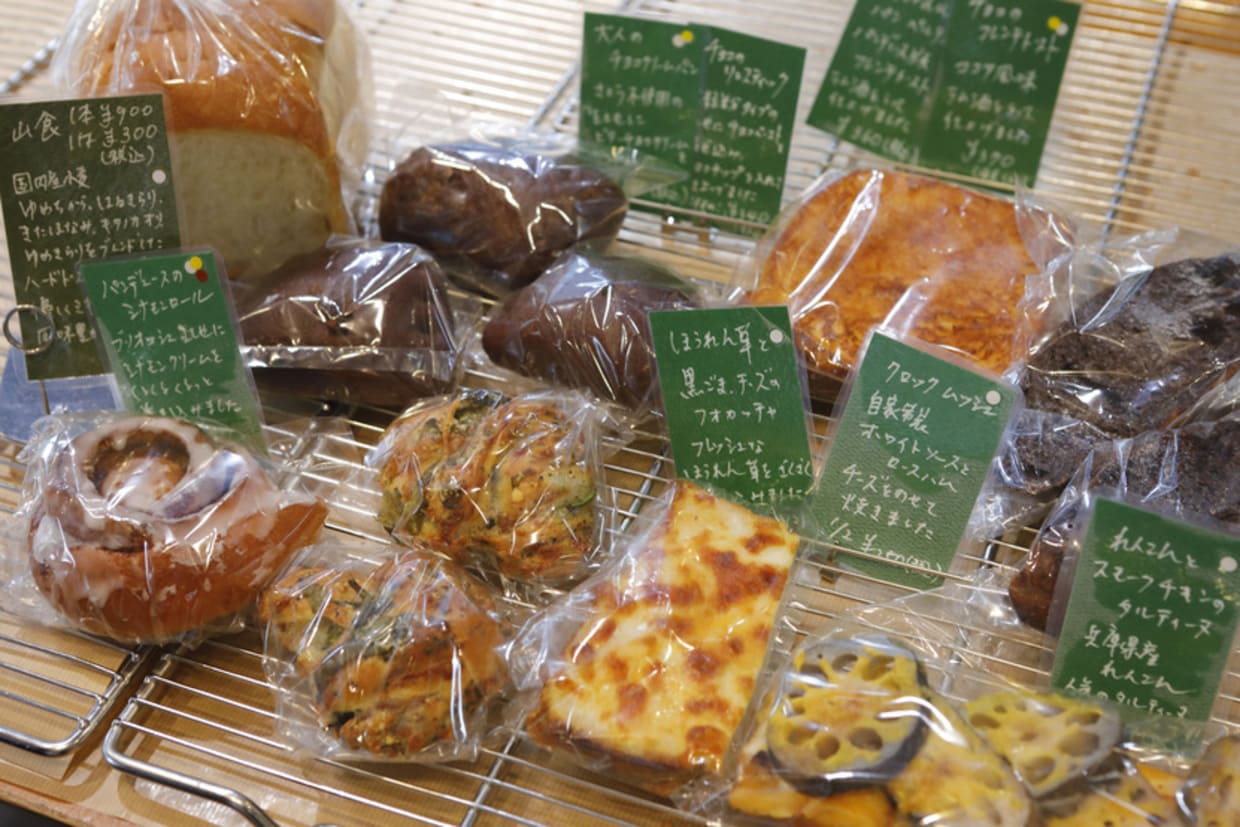 『アド・パンデュース 淀屋橋店』パンの販売