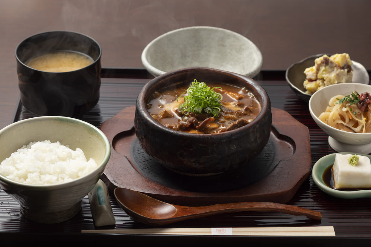 ごはんや燁のどて焼き