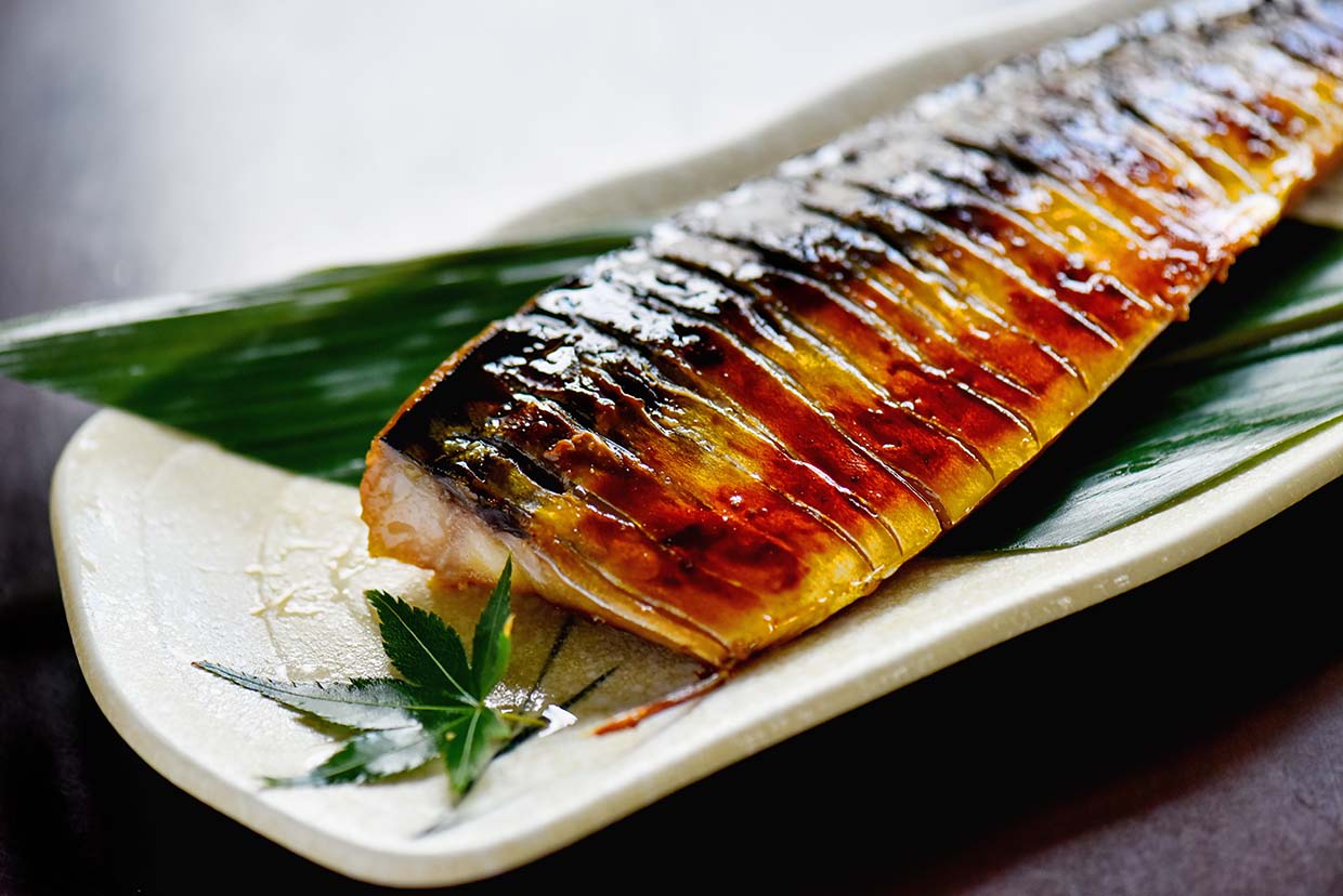 『郷音』の鯖の酒粕漬け焼き