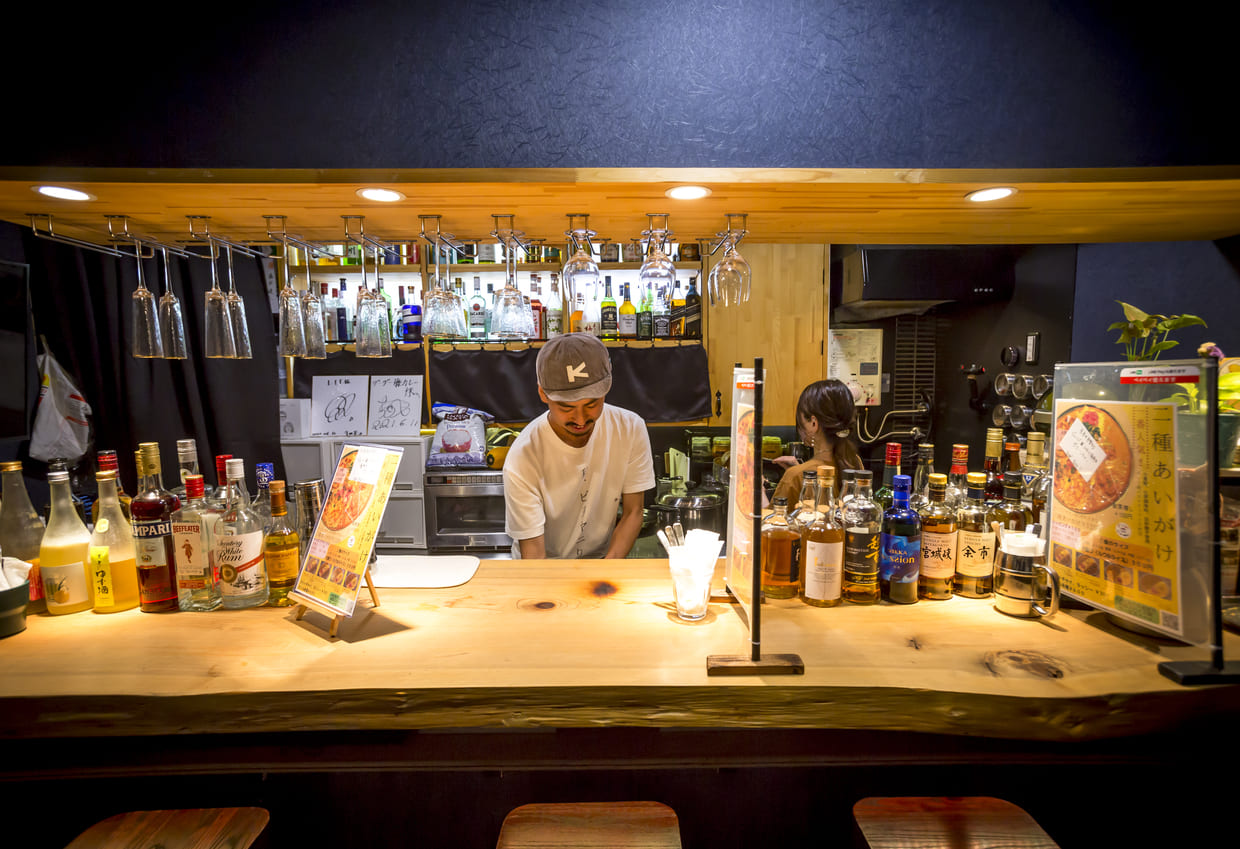 『グーグー藤カレー』店内